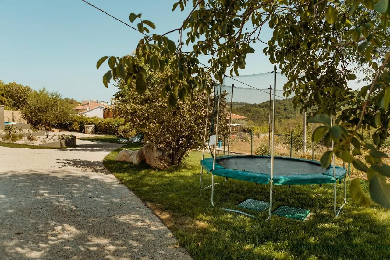 Casa Cavi Istria Villa Oprtalj Croatia